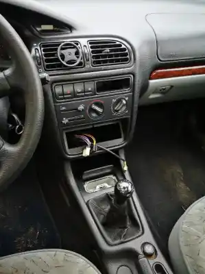 Veículo de Sucata peugeot 406 (8b) 1.8 16v do ano 1996 alimentado 