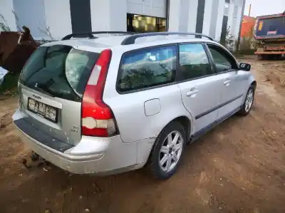 Veículo de Sucata volvo v50 (545) 2.0 d do ano 2004 alimentado d4204t