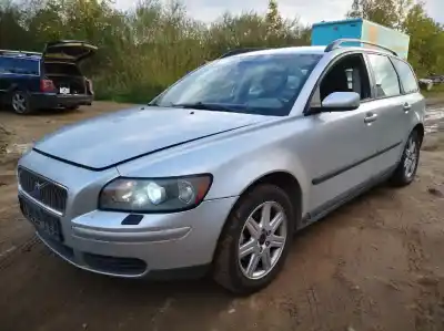 Veículo de Sucata volvo v50 (545) 2.0 d do ano 2004 alimentado d4204t