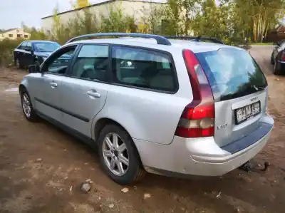 Veículo de Sucata volvo v50 (545) 2.0 d do ano 2004 alimentado d4204t