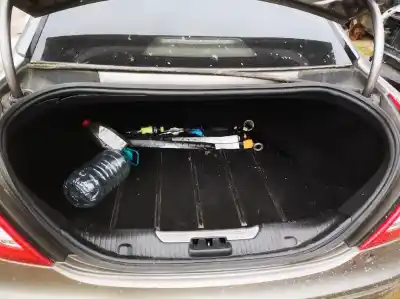 Scrapping Vehicle jaguar xj 3.0 v6 diesel cat of the year 2012 powered ajv6d