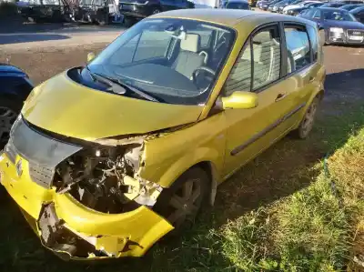 Scrapping Vehicle renault scenic ii 1.6 16v of the year 2004 powered k4m782