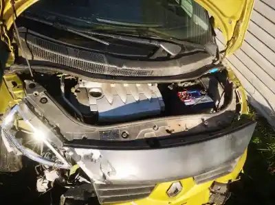 Scrapping Vehicle renault scenic ii 1.6 16v of the year 2004 powered k4m782