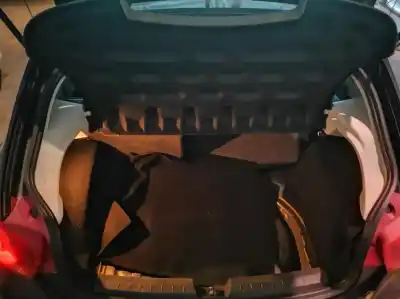 Veículo de Sucata seat ibiza (6j5) 1.9 tdi do ano 2008 alimentado bls