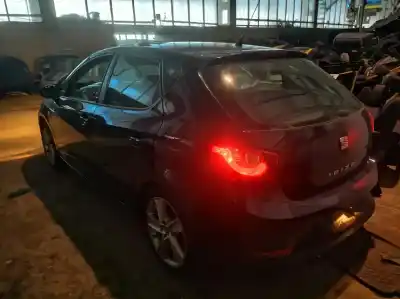 Veículo de Sucata seat ibiza (6j5) 1.9 tdi do ano 2008 alimentado bls