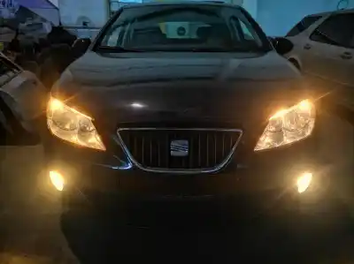 Veículo de Sucata seat ibiza (6j5) 1.9 tdi do ano 2008 alimentado bls