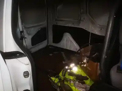 Veículo de Sucata citroen berlingo cuadro 1.6 16v hdi do ano 2013 alimentado 9hn