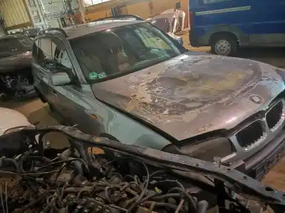 Veículo de Sucata BMW X3 (E83) 3.0 Turbodiesel CAT do ano 2004 alimentado M57306D2