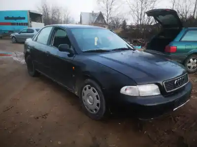 Здавання транспортного засобу audi a4 avant (b5) 1.8 року 1995 потужний 