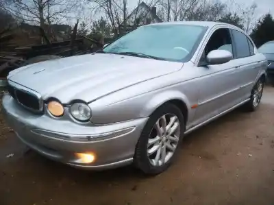 Scrapping Vehicle jaguar x-type 2.0 v6 of the year 2002 powered 