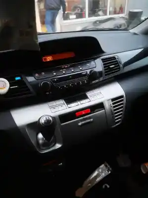 Veicolo di demolizione honda fr-v (be) 1.7 dell'anno 2005 alimentato d17a2