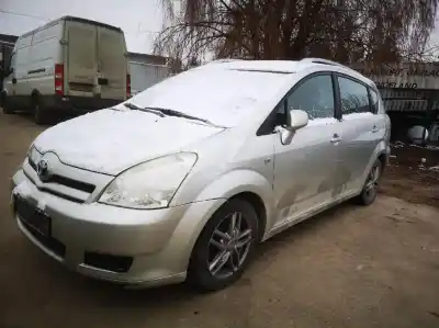 Veículo de Sucata toyota corolla verso (r1) 2.2 d-4d sol do ano 2007 alimentado 