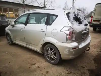 Veículo de Sucata toyota corolla verso (r1) 2.2 d-4d sol do ano 2007 alimentado 