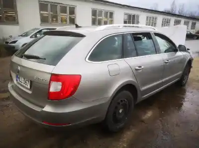 Scrapping Vehicle skoda superb (3u4) 2.0 tdi dpf of the year 2013 powered cff