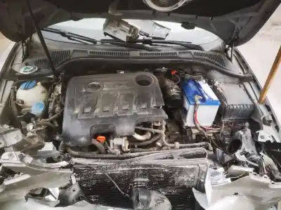 Scrapping Vehicle skoda superb (3u4) 2.0 tdi dpf of the year 2013 powered cff