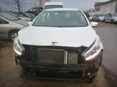 Vehicul casat kia ceed sportswagon (ed) 1.6 active al anului 2013 alimentat d4fbcz421503