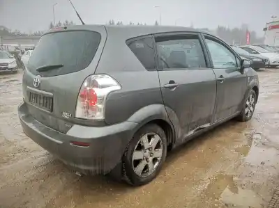 Véhicule à la ferraille toyota corolla verso (r1) 2.2 d-4d sport de l'année 2006 alimenté 