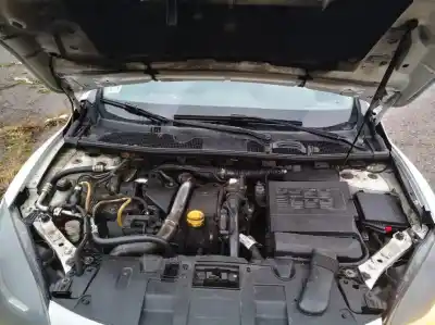 Veículo de Sucata renault megane 1.5 dci k9k j8 do ano 2011 alimentado 	k9k846
