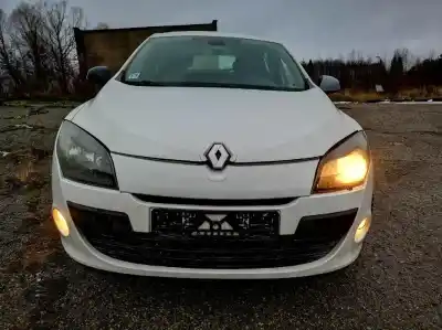 Veículo de Sucata renault megane 1.5 dci k9k j8 do ano 2011 alimentado 	k9k846