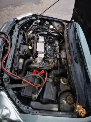 Veicolo di demolizione toyota avensis wagon (t25) 2.0 d-4d executive dell'anno 2003 alimentato 