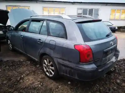 Veicolo di demolizione toyota avensis wagon (t25) 2.0 d-4d executive dell'anno 2003 alimentato 