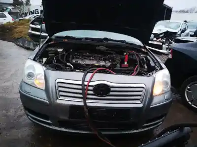 Veicolo di demolizione toyota avensis wagon (t25) 2.0 d-4d executive dell'anno 2003 alimentato 