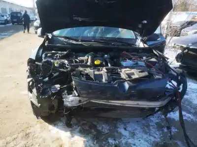 Veicolo di demolizione renault                                            megane                                                                                                                                                                                                                                                     1.5 dci k9k j8                                                                                                                                                                                                                                             dell'anno 2012 alimentato k9k636
