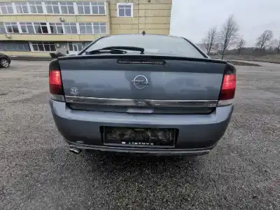 Scrapping Vehicle opel vectra c (z02) 2.2 dti 16v (f69) of the year 2002 powered y22dtr 