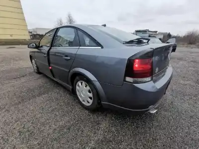 Scrapping Vehicle opel vectra c (z02) 2.2 dti 16v (f69) of the year 2002 powered y22dtr 