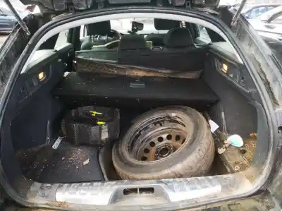 Veículo de Sucata saab 900 i (ac4, am4) 2.0 i do ano 2013 alimentado 8erhf8