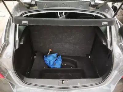 Veículo de Sucata bmw 3 (e30) m3 2.3 do ano 2009 alimentado a14xer 