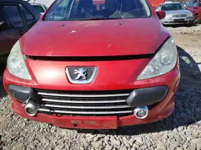 Veículo de Sucata saab 900 i (ac4, am4) 2.0 i do ano 2007 alimentado rhrj 