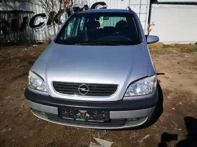 Veículo de Sucata opel zafira a 2.0 dti do ano 2003 alimentado y20dth