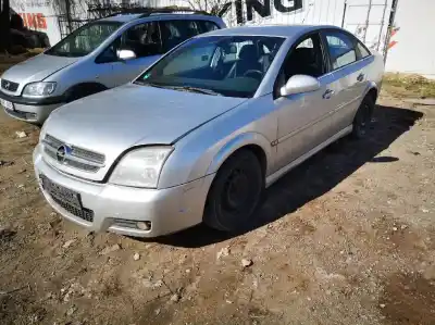 Scrapping Vehicle opel vectra c (z02) 2.2 dti 16v (f69) of the year 2003 powered y22dtr