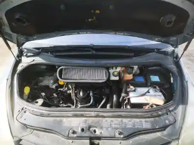 Здавання транспортного засобу renault espace iv (jk0) 2.2 dci turbodiesel року 2003 потужний 	g9t742
