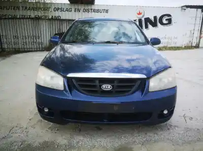 Veicolo di demolizione kia cerato 1.5 lx crdi berlina dell'anno 2005 alimentato 