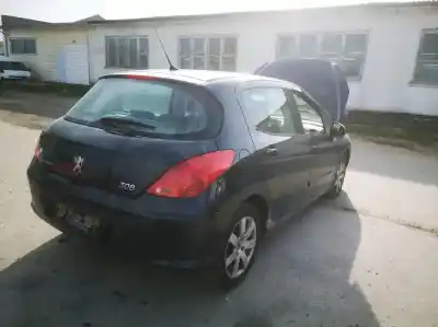 Scrapping Vehicle saab 900 i (ac4, am4) 2.0 i of the year 2008 powered 