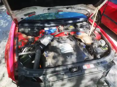 Veículo de Sucata audi a4 avant (b5) 2.4 do ano 1997 alimentado alf
