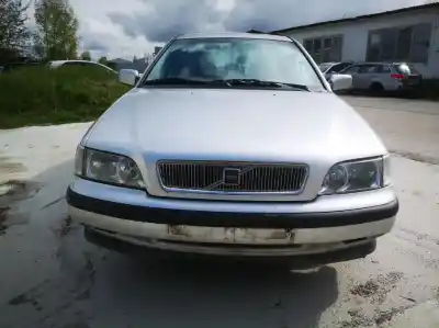 Scrapping Vehicle volvo s40 i (644) 1.9 di of the year 2001 powered d4192t4