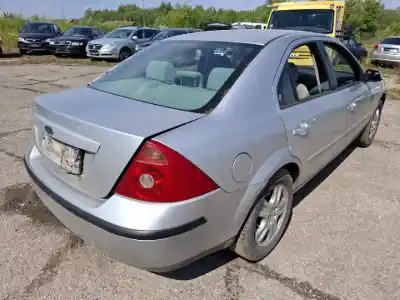 Здавання транспортного засобу nissan bluebird hatchback (t72, t12) 1.6 року 2002 потужний 2.0l duratec he sefi (145ps)