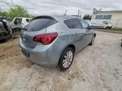 Veículo de Sucata bmw 3 (e30) m3 2.3 do ano 2010 alimentado a17dtj 