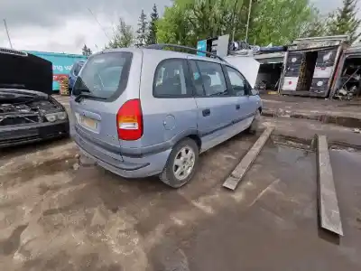 Veículo de Sucata opel zafira a 2.0 dti do ano 2002 alimentado 