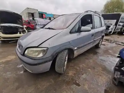 Veículo de Sucata opel zafira a 2.0 dti do ano 2002 alimentado 