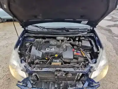 Veículo de Sucata toyota corolla verso (_e12_) 2.0 d-4d (cde120_) do ano 2003 alimentado 