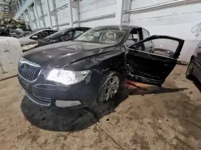 Veículo de Sucata ford taurus (p5_) 3.0 24v do ano 2010 alimentado cbbb