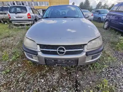 Veículo de Sucata opel omega b 2.0 16v cat (x 20 xev / l34) do ano 1997 alimentado x20xev