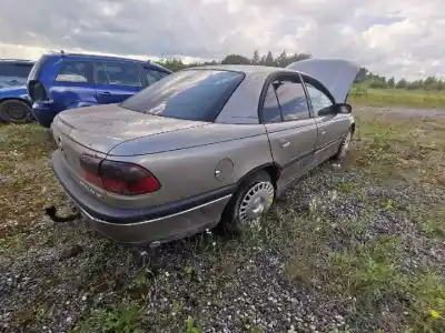 Veículo de Sucata opel omega b 2.0 16v cat (x 20 xev / l34) do ano 1997 alimentado x20xev