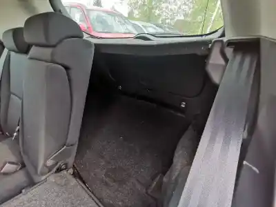 Vehicul casat toyota auris (_e15_) 2.0 d-4d (ade150_) al anului 2007 alimentat 