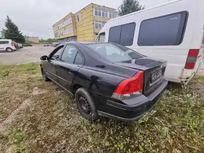Scrapping Vehicle volvo s60 i (384) d5 of the year 2002 powered d5244t