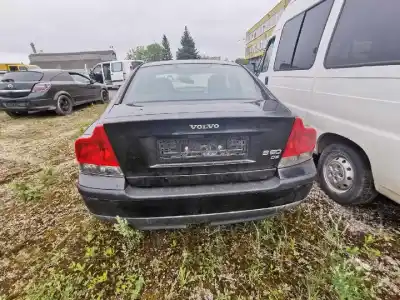 Scrapping Vehicle volvo s60 i (384) d5 of the year 2002 powered d5244t